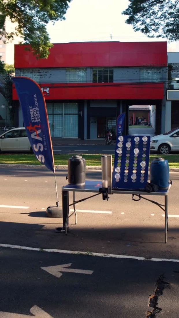 Ponto de hidratação da SSA montado na rua